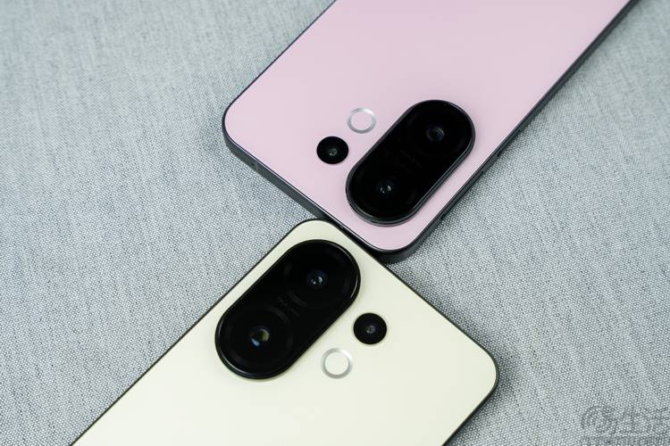 首发评测：多彩、好玩还特别能打凯发K8vivo S30系列(图2)